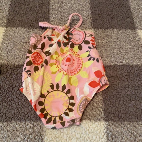 Beautiful swimsuits - Picture 5 of 5